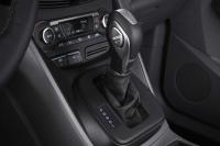 Interieur_Ford-C-Max-2012_23