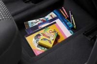 Interieur_Ford-C-Max-2012_36
                                                        width=