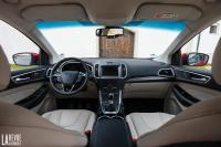 Interieur_Ford-Edge-2.0-TDCi-180_44
                                                        width=