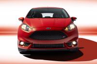 Exterieur_Ford-Fiesta-ST-2013_10