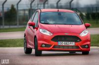 Exterieur_Ford-Fiesta-ST-2015_18