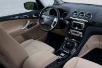 Interieur_Ford-Galaxy-2010_4
                                                        width=