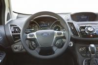 Exterieur_Ford-Kuga-2012_7