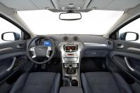 Interieur_Ford-Mondeo_24