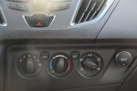 Interieur_Ford-Tourneo-Custom_15
                                                        width=