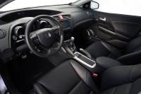 Interieur_Honda-Civic-2013_10