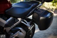 Interieur_Honda-VFR800x_19