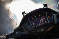 Interieur_Honda-VFR800x_18