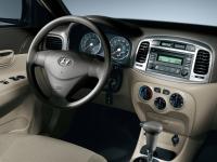 Interieur_Hyundai-Accent_29