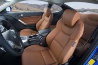 Interieur_Hyundai-Genesis-Coupe_18