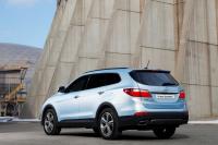 Exterieur_Hyundai-Grand-Santa-Fe_19