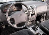 Interieur_Hyundai-Terracan_11