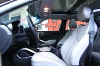 Interieur_Hyundai-Veloster-GDI_29
                                                        width=