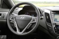 Interieur_Hyundai-Veloster-Turbo-2015_20