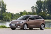 Exterieur_Hyundai-i20-2015_12