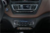 Interieur_Hyundai-i20-2015_19
                                                        width=