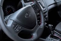 Interieur_Hyundai-i20-2018_17