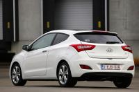 Exterieur_Hyundai-i30-coupe_15
                                                        width=