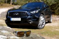 Exterieur_Infiniti-FX-30d-S-Black-White_11