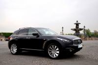 Exterieur_Infiniti-FX-30d-S-Black-White_19