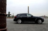 Exterieur_Infiniti-FX-30d-S-Black-White_8
                                                        width=