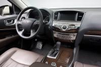 Interieur_Infiniti-JX_17