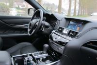 Interieur_Infiniti-M30d-S_18