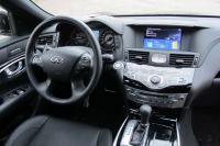 Interieur_Infiniti-M30d-S_24
                                                        width=