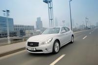 Exterieur_Infiniti-M35h_19
                                                        width=