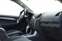 Interieur_Isuzu-D-MAX-Crew-Solar_20