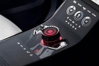 Interieur_Jaguar-C-X17-Sports-Crossover_33