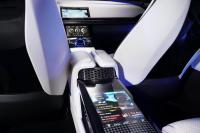 Interieur_Jaguar-C-X17-Sports-Crossover_35