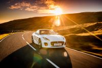 Exterieur_Jaguar-F-Type-Chequered-Flag_0
                                                                        width=