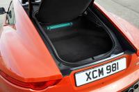 Interieur_Jaguar-F-Type-R_27