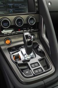 Interieur_Jaguar-F-Type-S-Coupe_17
                                                        width=