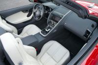 Interieur_Jaguar-F-Type-V8-S_27
                                                        width=