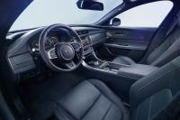 Interieur_Jaguar-XF-S_12
                                                        width=