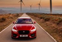 Exterieur_Jaguar-XF-Sportbrake-R-Sport_7
                                                        width=