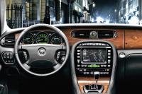 Interieur_Jaguar-XJ_14
                                                        width=