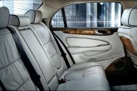 Interieur_Jaguar-XJ_10