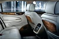 Interieur_Jaguar-XJ_11
                                                        width=