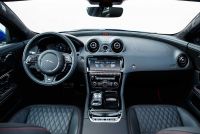 Interieur_Jaguar-XJR-575_31
                                                        width=