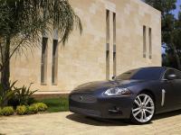 Exterieur_Jaguar-XK-R_11