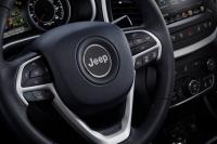 Interieur_Jeep-Cherokee-2013_20
                                                        width=