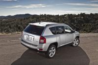 Exterieur_Jeep-Compass-2011_5
                                                        width=