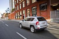 Exterieur_Jeep-Compass-2011_10
                                                        width=