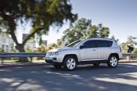 Exterieur_Jeep-Compass-2011_17