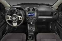 Interieur_Jeep-Compass-2011_45
                                                        width=