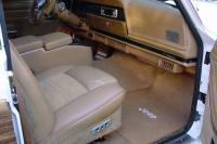 Interieur_Jeep-Grand-Wagoneer_24
                                                        width=