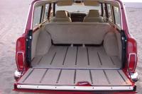 Interieur_Jeep-Grand-Wagoneer_13
                                                        width=